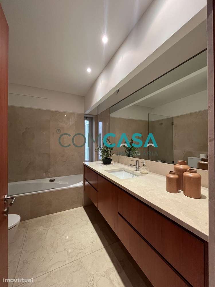 Moradia Térrea | piscina coberta | jardins | Vila do Conde-59