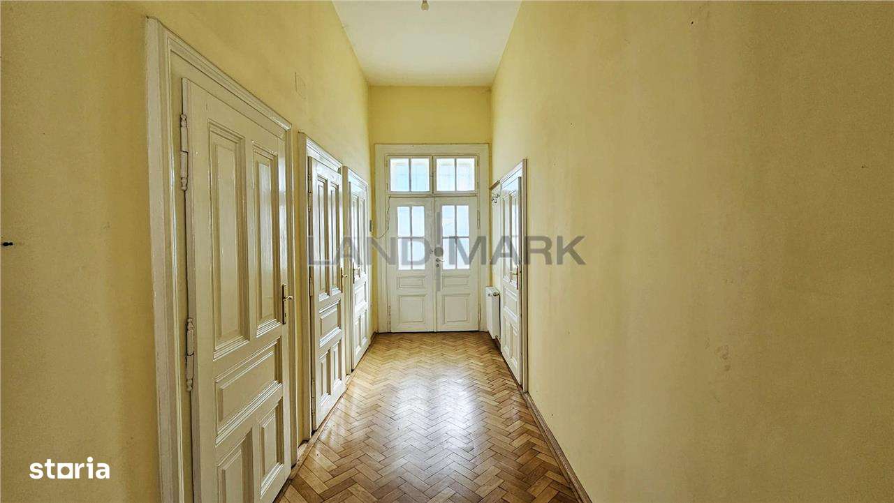 APARTAMENTBIROU 3 CAMERE DE INCHIRIAT CLADIRE ISTORICA  PIATA MOCIONI - Imagine principală: 2/16