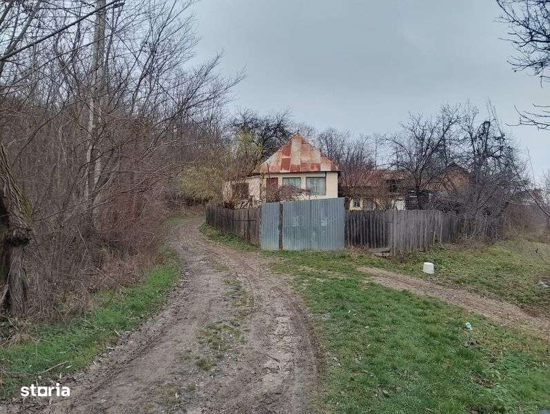 Vand Casa + teren - Imagine principală: 1/5