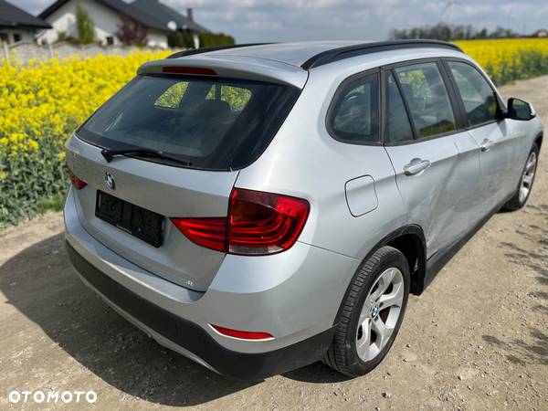 BMW X1 sDrive18d Sport Line - 11