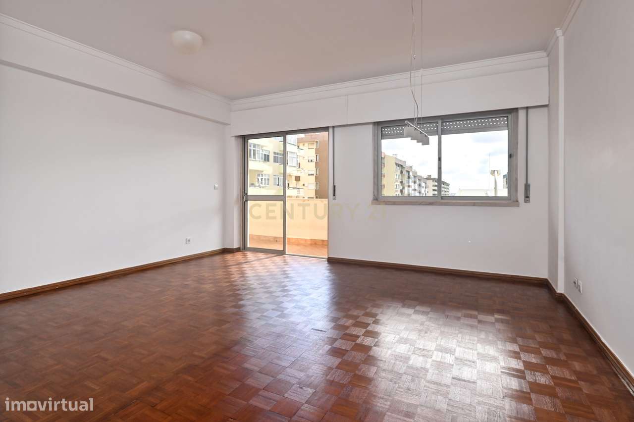Apartamento T2 para venda com vista para o Rio em Oeiras-10