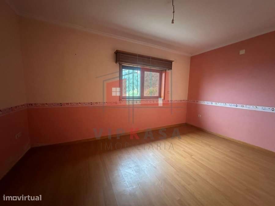 Moradia Isolada T3 em Alijó-9