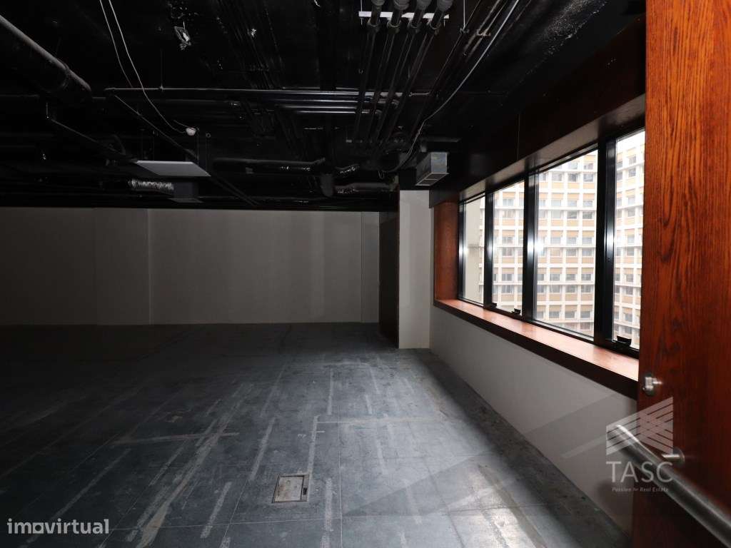 Escritório na Avenida da Liberdade - Grande imagem: 3/25