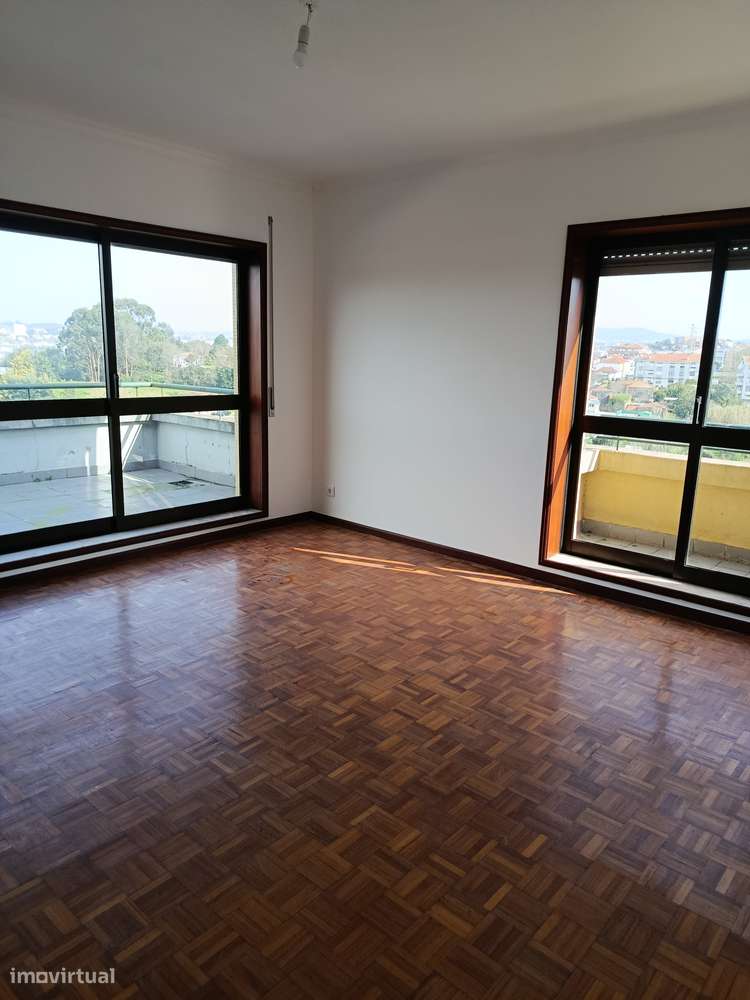 T3, OLIVEIRA DO DOURO- GAIA - Grande imagem: 2/7