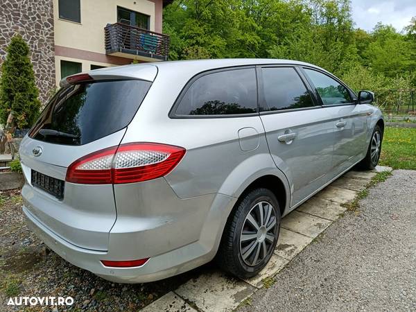 Ford Mondeo 2.0 TDCi Titanium - 14