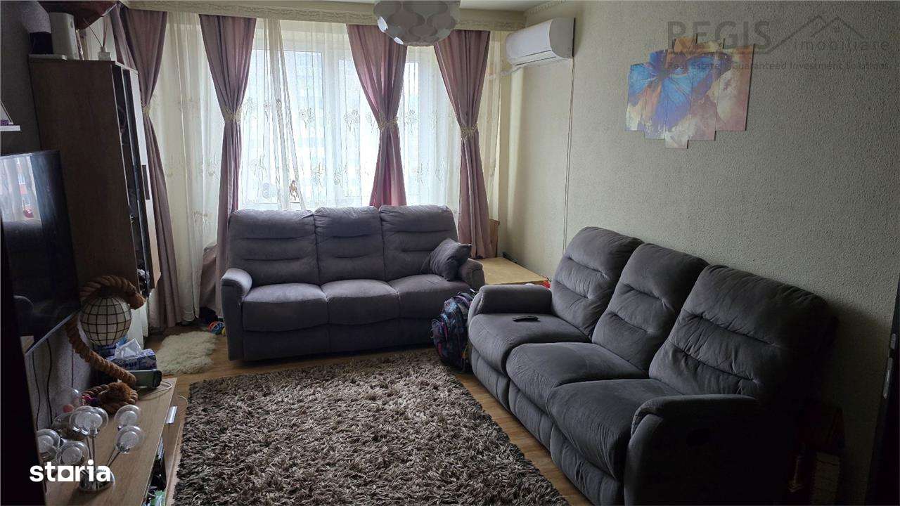 Apartament de vanzare, 3 camere, zona Astra - Imagine principală: 1/3