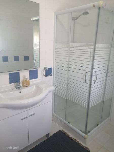 Casa térrea T3 totalmente equipada e mobilada. - Grande imagem: 5/12