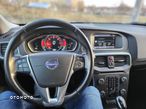 Volvo V40 CC D3 Momentum - 4