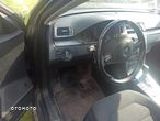 Volkswagen Passat 2.0 TDI Comfortline DSG - 5