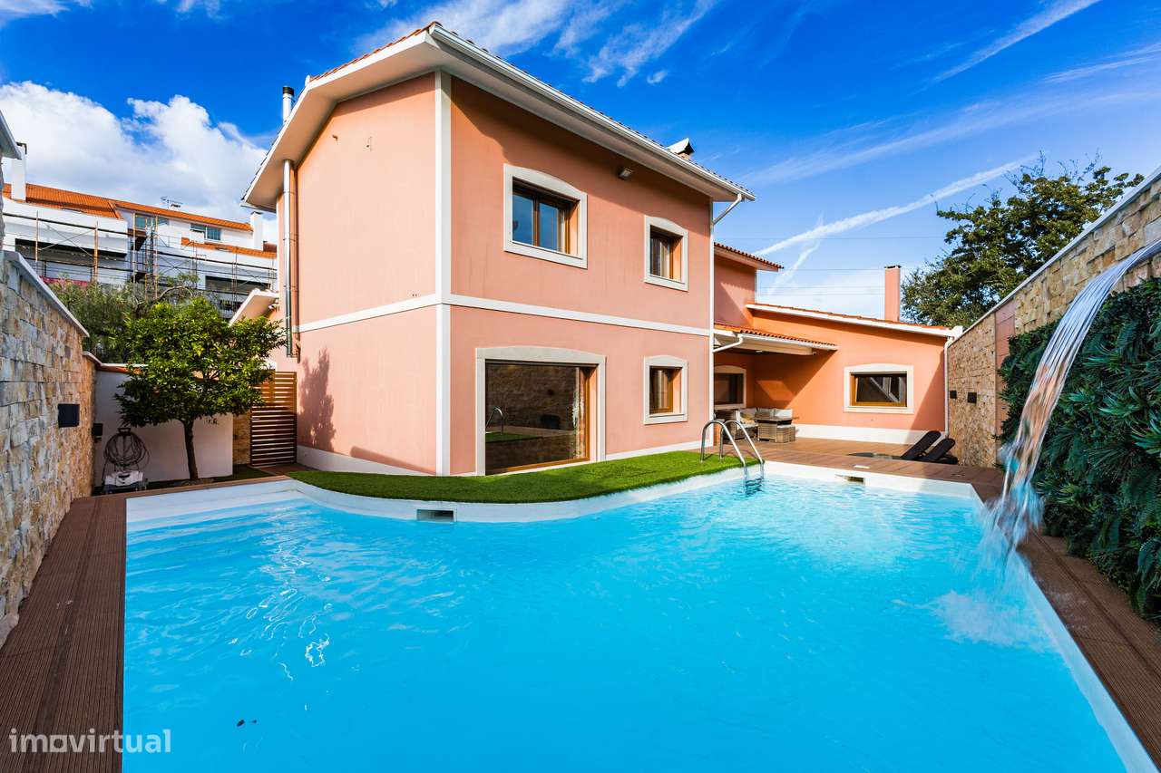 Moradia T4 renovada | Piscina Aquecida - Parceiros-50
