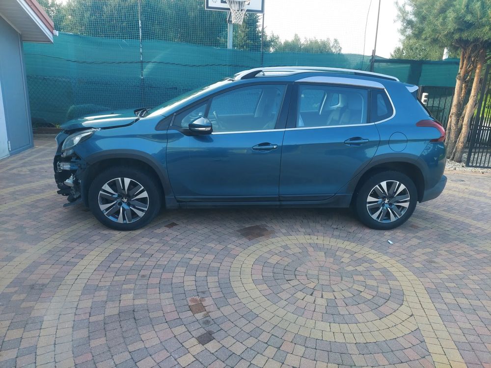 Peugeot 2008 I (2013-2019) PureTech 82 Allure 2017