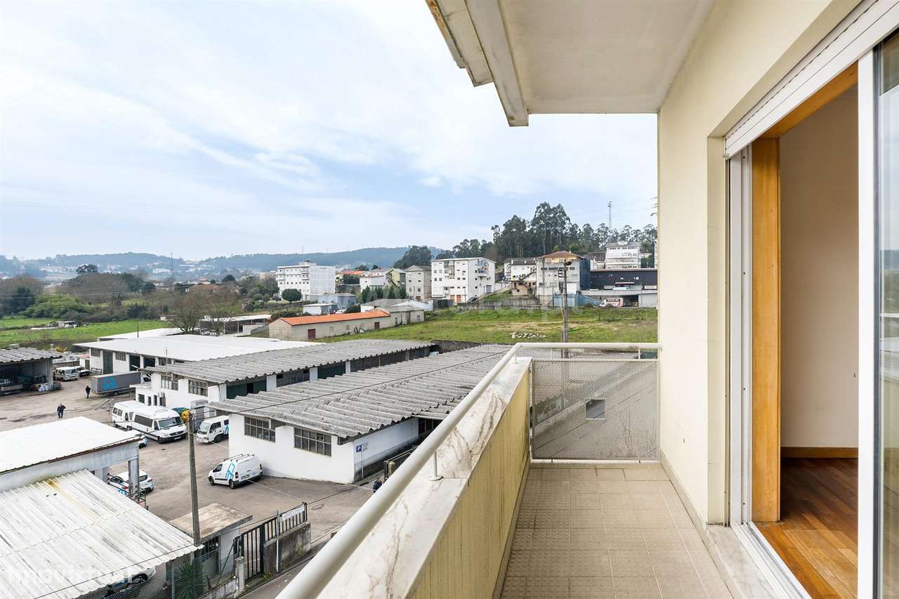 Apartamento T3 em Paredes-12