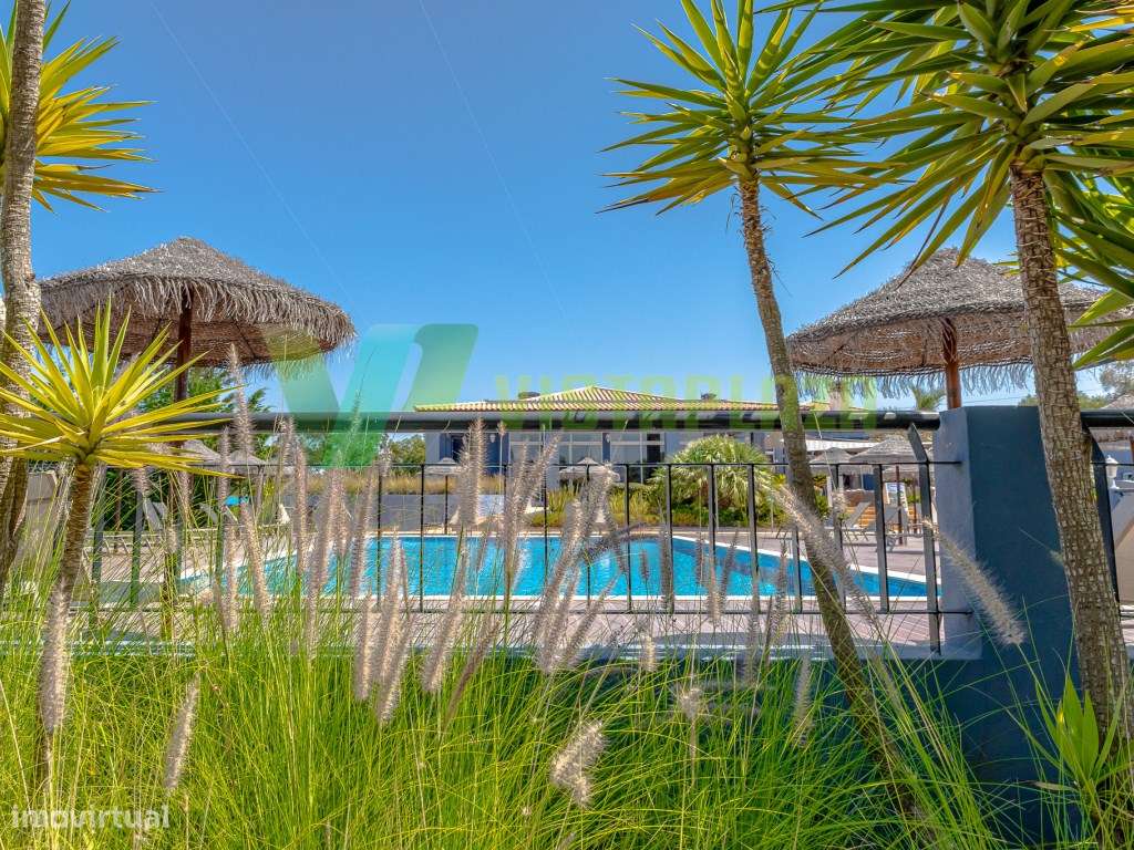 Empreendimento Resort 4 Estrelas, Composto por 28 Moradias, Lagos - Grande imagem: 4/36