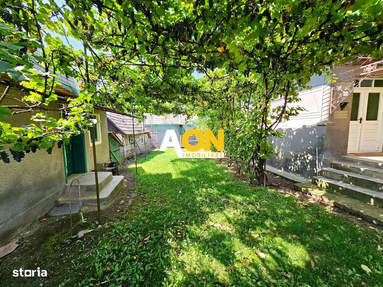 Casă batranească, 3 camere, 2200 mp teren, sat Bucerdea Grânoasă - Imagine principală: 2/16