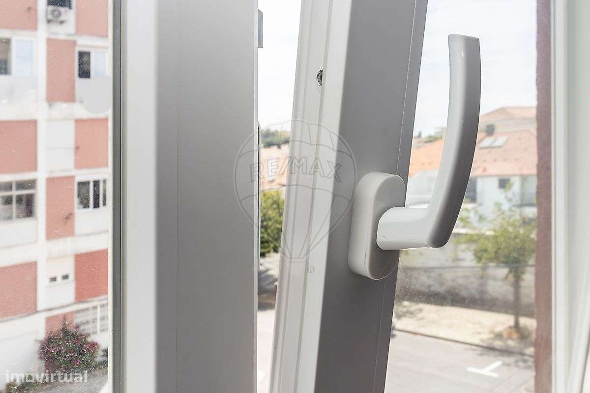 Apartamento T3 à venda em Lisboa-6