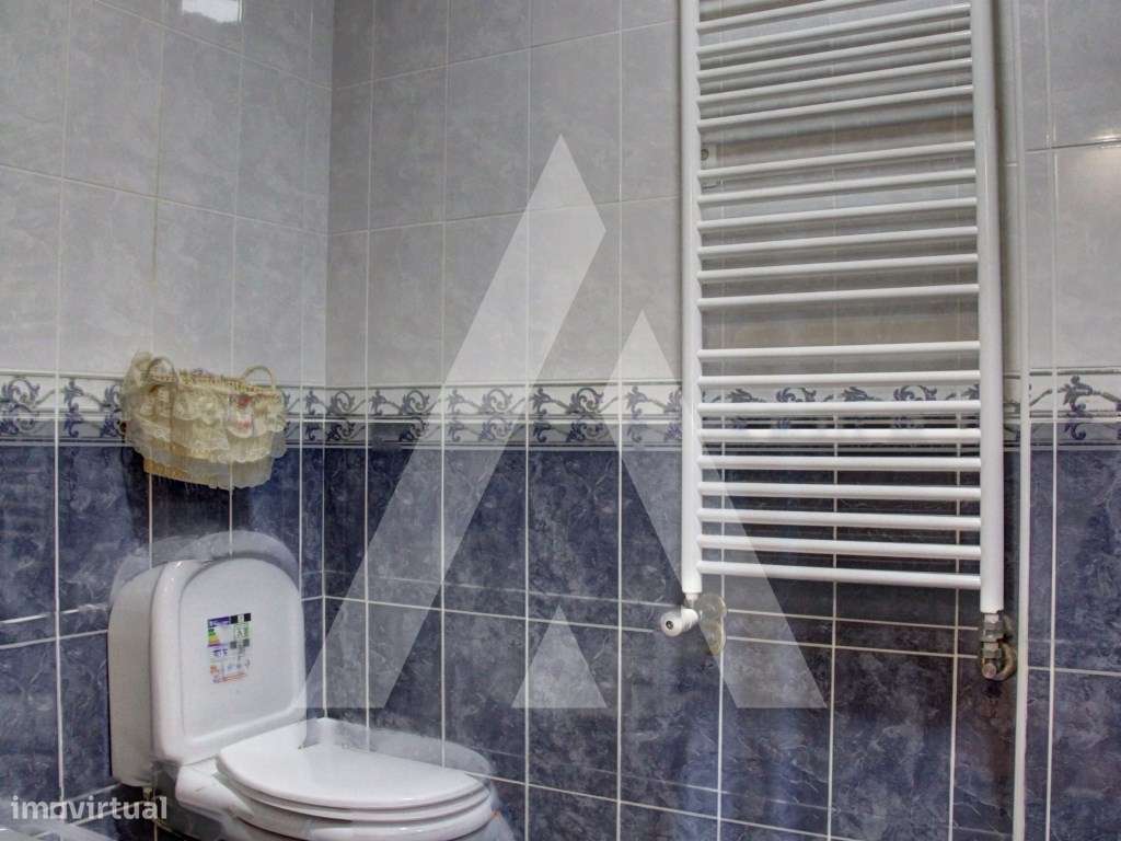 Apartamento T3 Oliveira do bairro-22