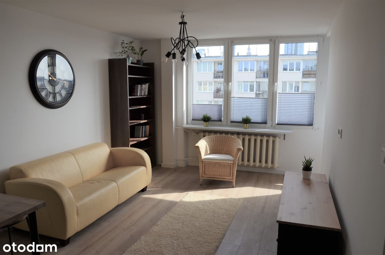 2 pokojowe 42 m2 mieszkanie w centrum Warszawy