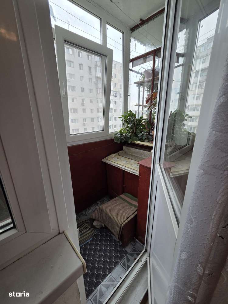 3 Camere confort 1 decomandate Capatul lui 4-9