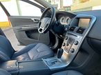 Volvo XC 60 2.4D AWD Momentum - 15