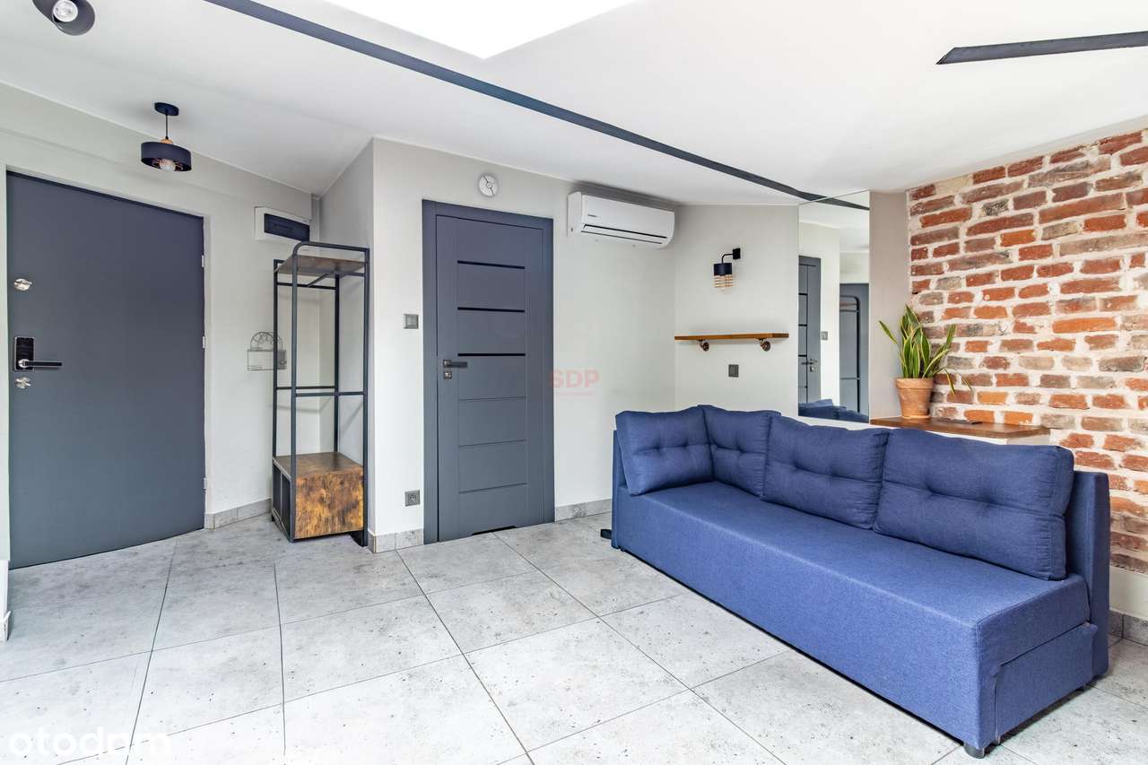 Klimatyczna kawalerka na poddaszu - Pełny obrazek: 3/12