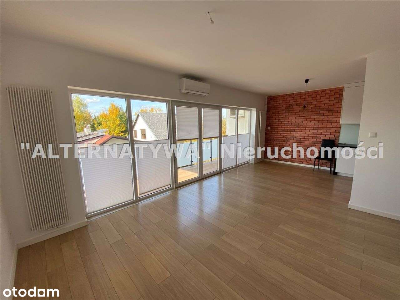 Apartament-Centrum + Garaż i komórka-0