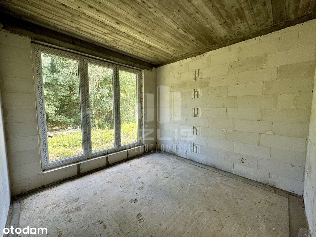 Dom na skraju wsi w pięknym miejscu-12