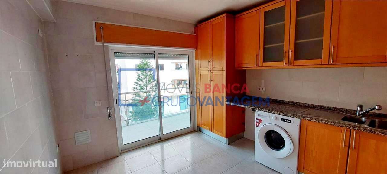 Apartamento T3 a 2 minutos da Estação de Comboios da Azambuja - Grande imagem: 4/15