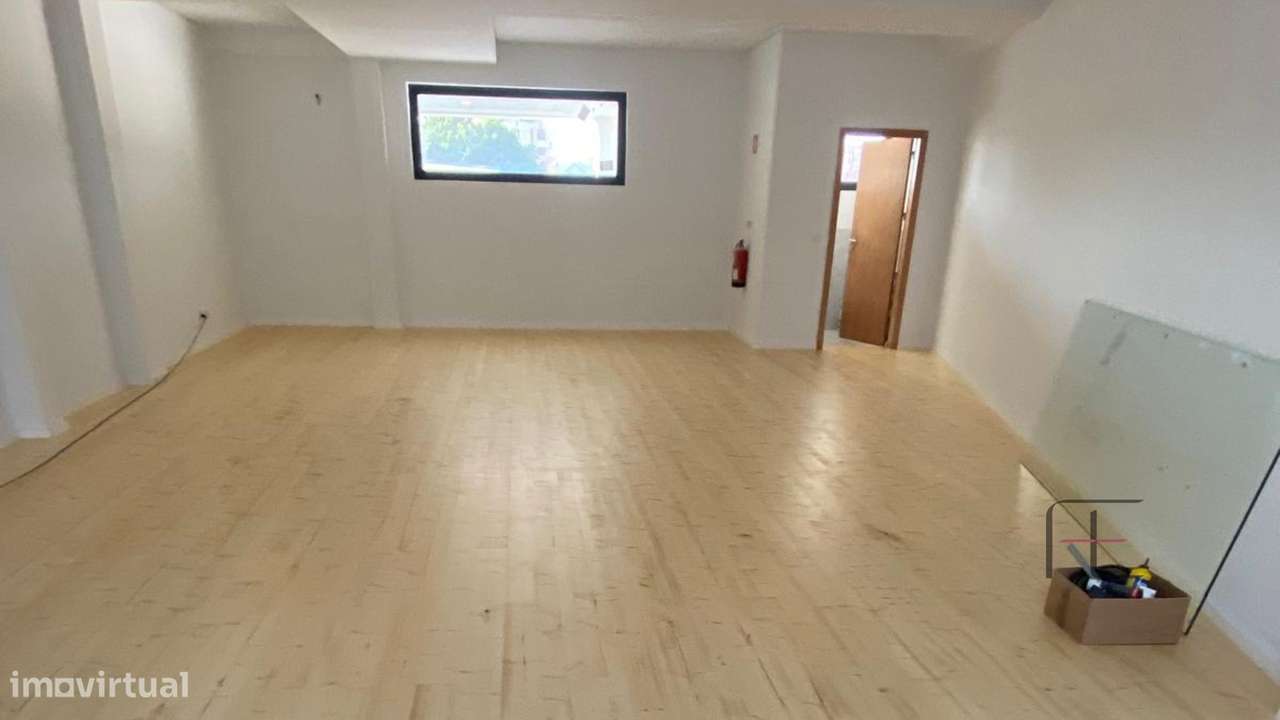 Loja  Venda em Santa Marinha e São Pedro da Afurada,Vila Nova de Gaia - Grande imagem: 2/2