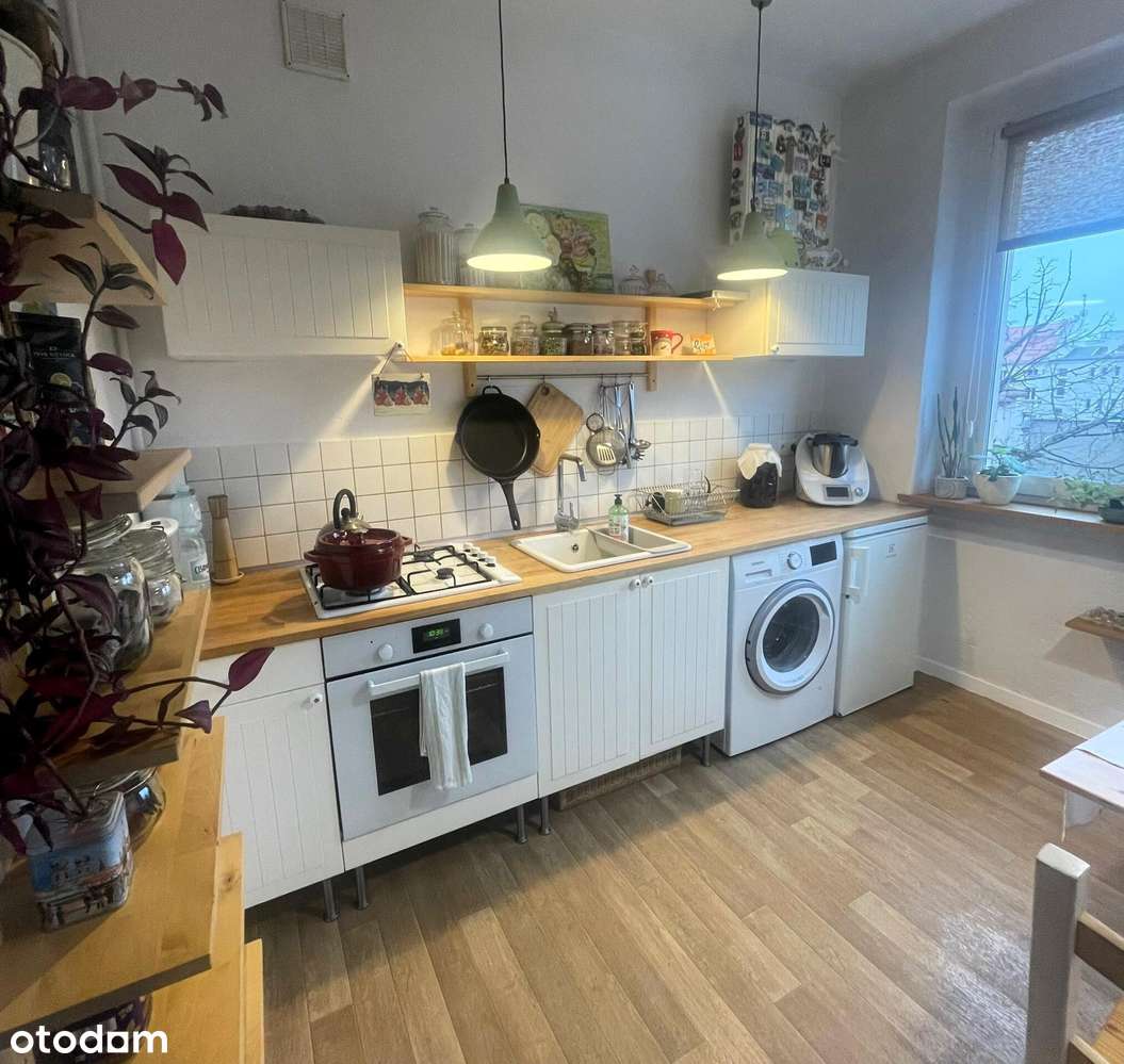 Funkcjonalne, jasne dwa pokoje w cegle !-12