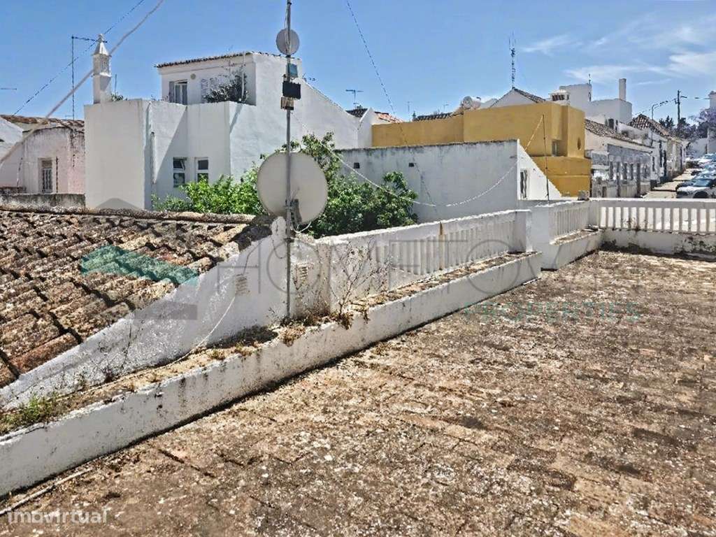 Moradia T3 - Tavira no centro histórico, por recuperar-22