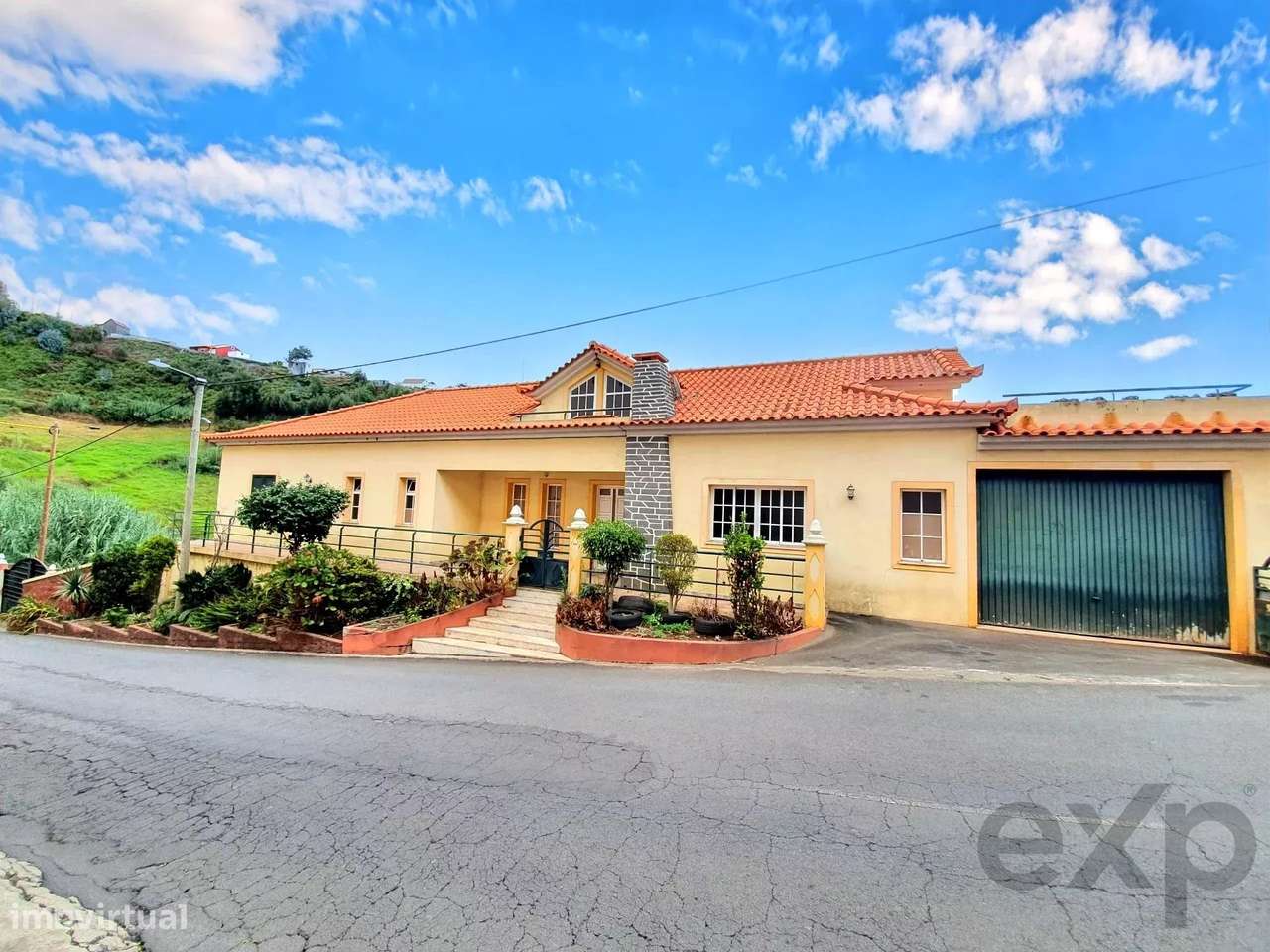 Casa Espaçosa + Armazém, Ponta do Sol - Madeira - Grande imagem: 4/43