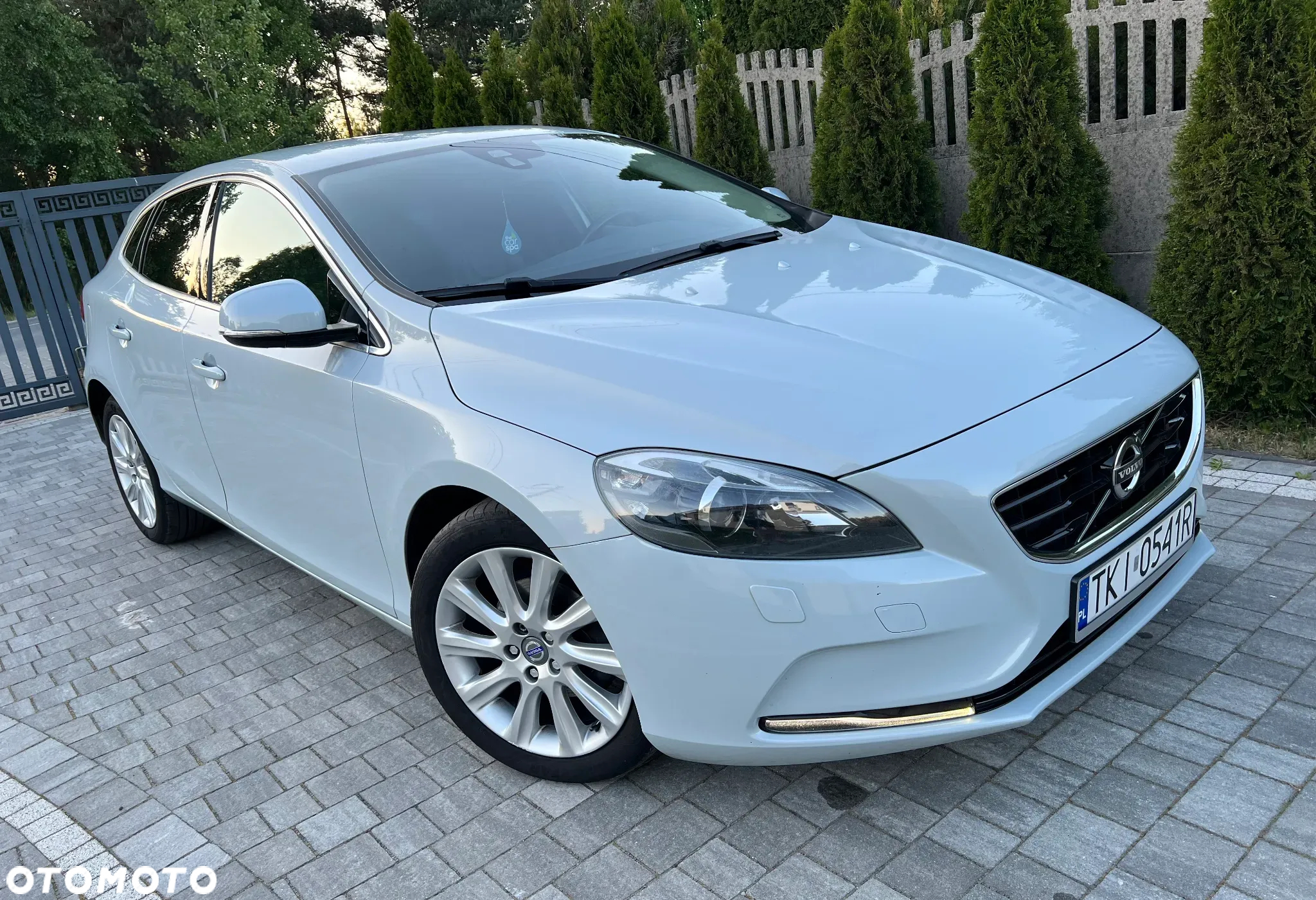 Volvo V40 CC D2 Momentum - 15