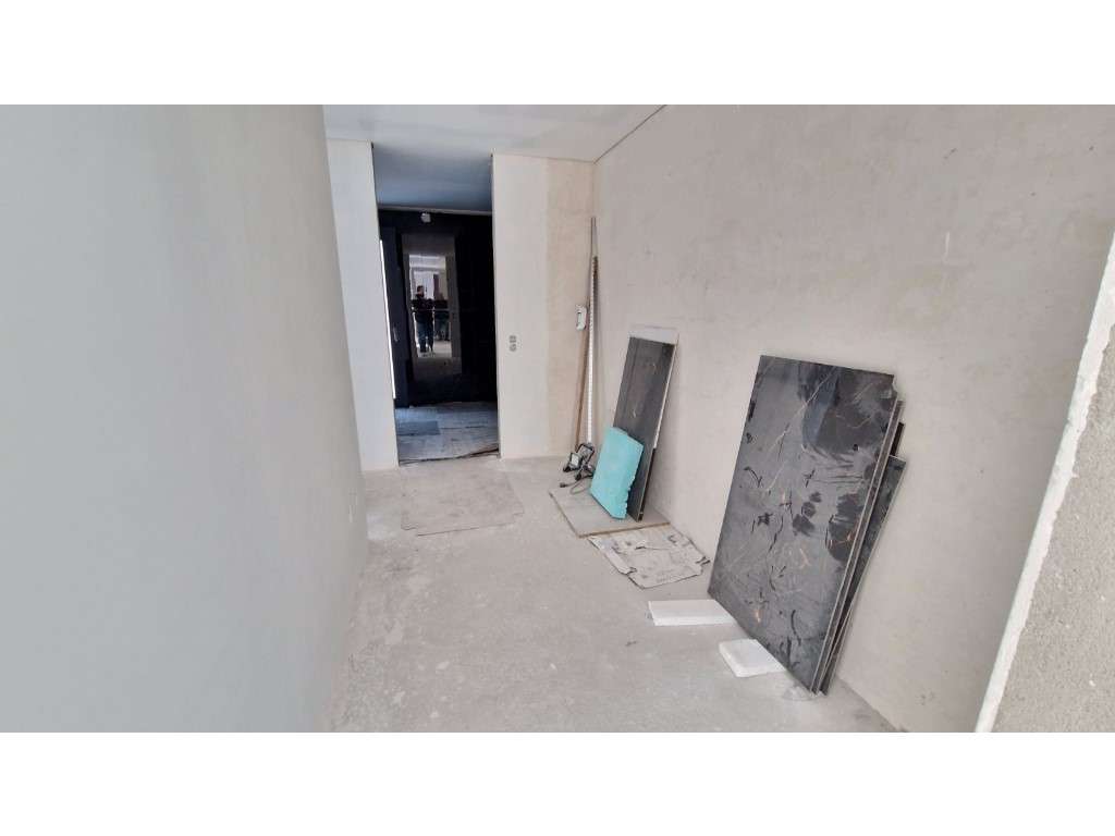 Moradia T3 de 3 frentes-6