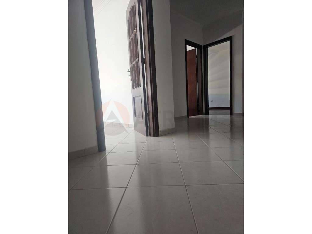 EXCLUSIVO | T2 COM 82m², ELEVADOR E LAREIRA NO VALE DO COBRO - SETÚ...-5