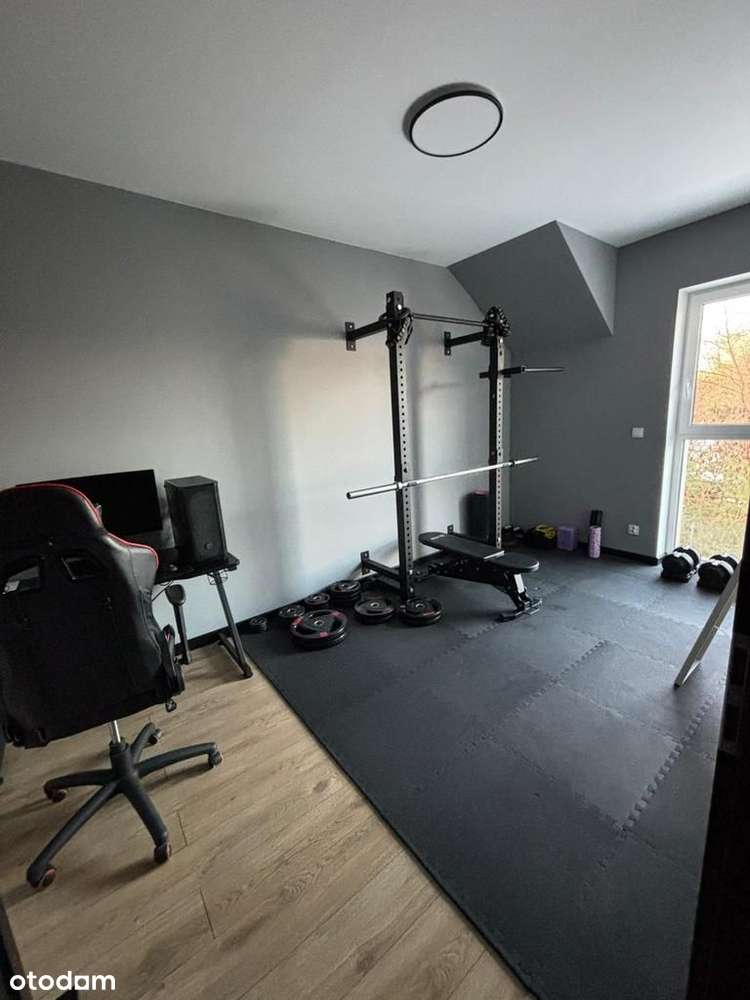 Dom nowiutki z garażem pod Wrocławiem-10