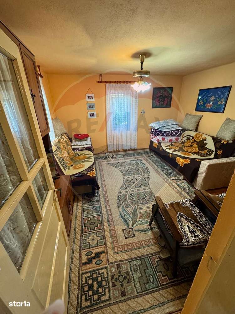 Casă 74 mp/ Predesti 1331 mp teren intravilan - Imagine principală: 2/18