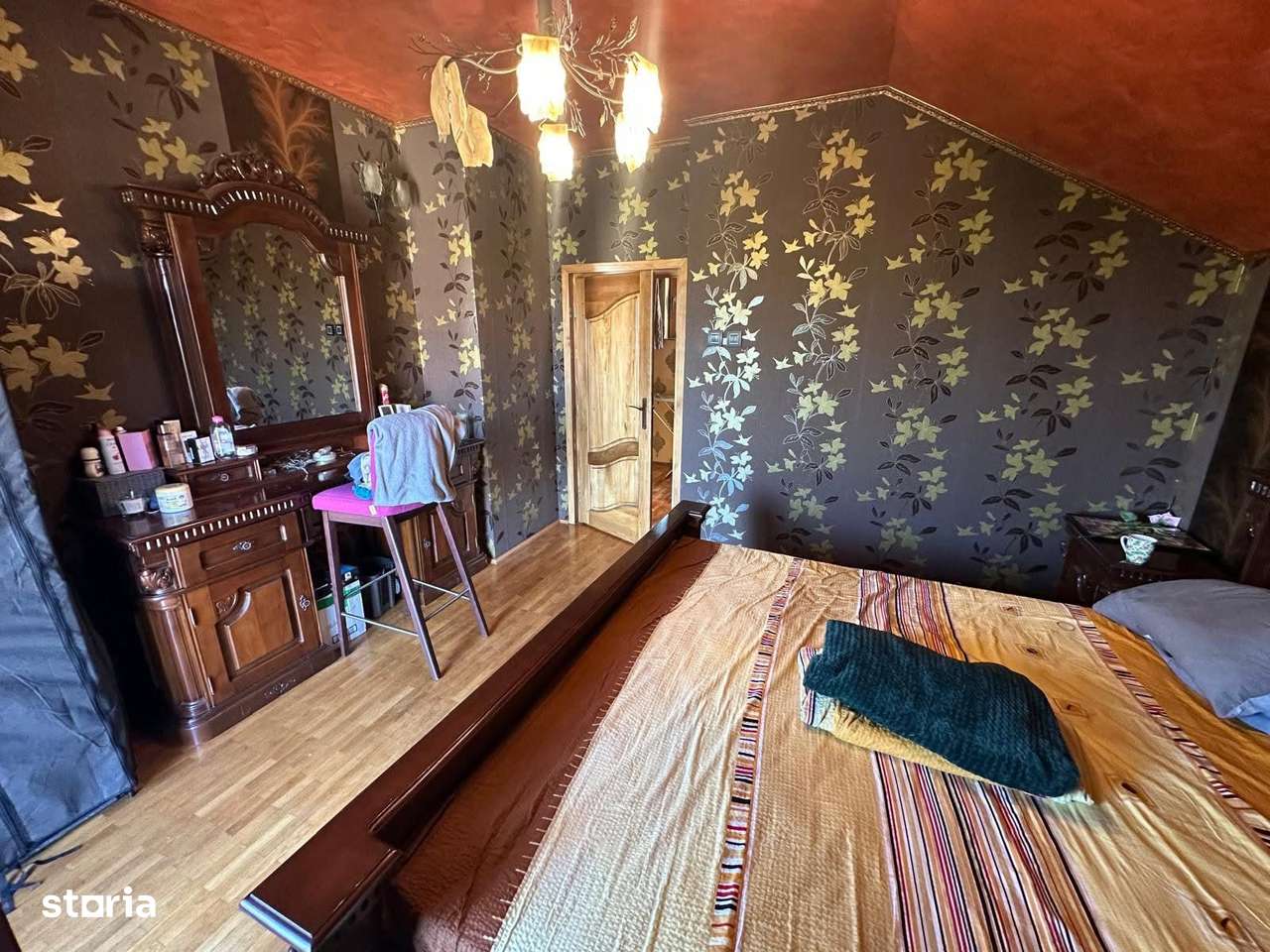 Apartament tip penthouse  2 dormitoare | zona Centrala | disponibil - Imagine principală: 4/10