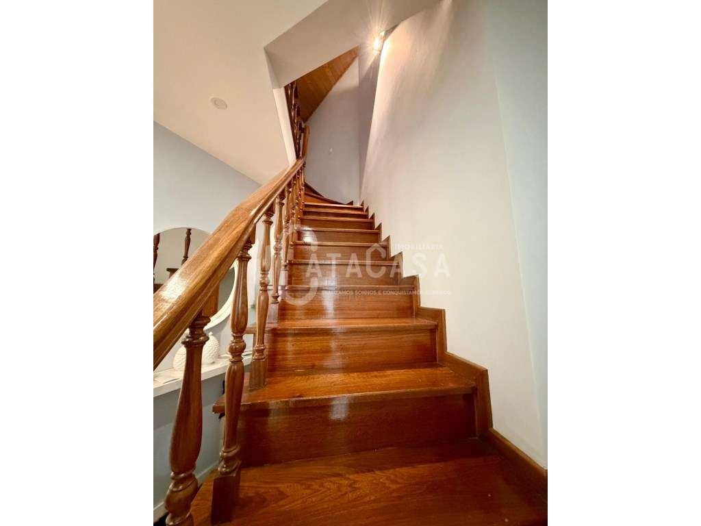 Apartamento T3 Duplex no centro de Esgueira para venda-26