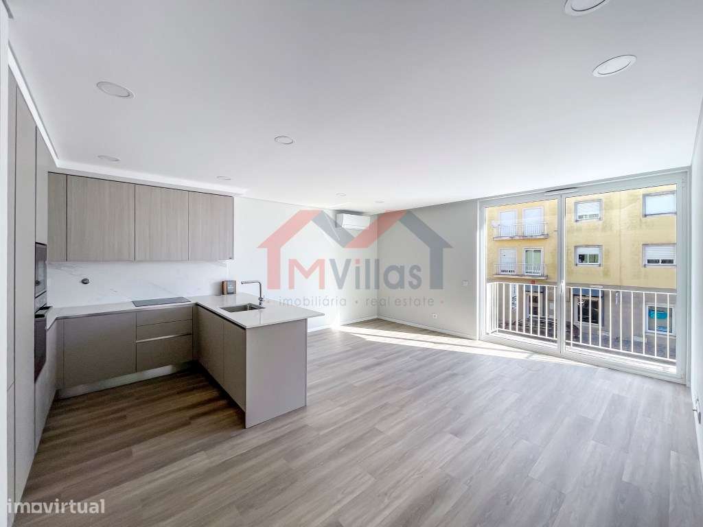 Apartamento T3 com garagem no centro - Almancil - Grande imagem: 3/16