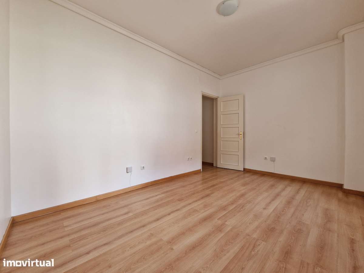 T1+1 na Rua Luciano Cordeiro - Grande imagem: 5/21