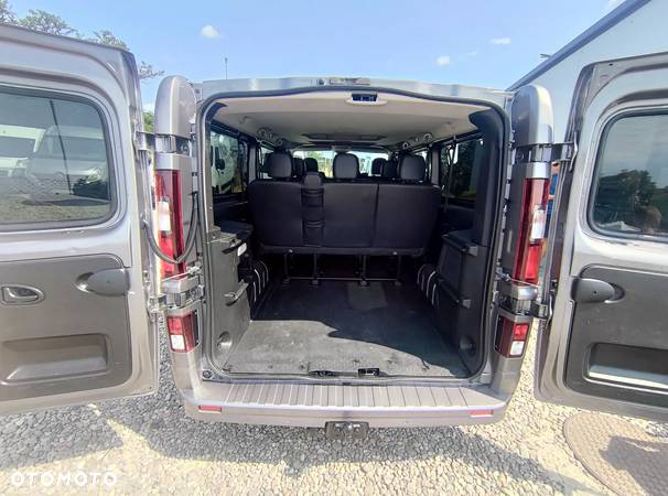 Opel Vivaro - 9