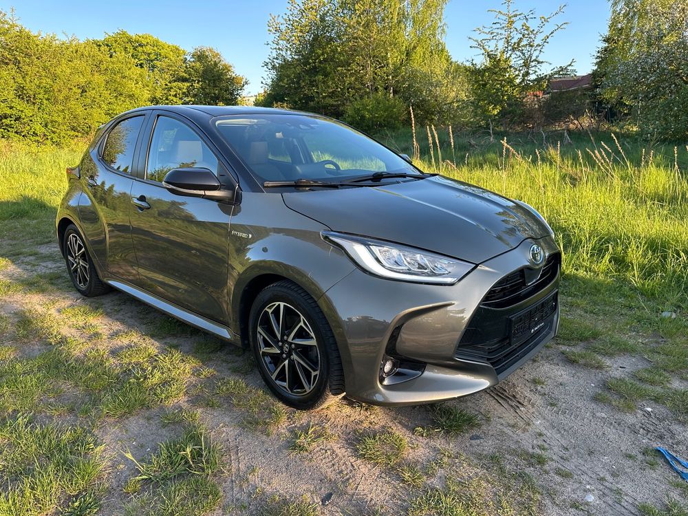 Toyota Yaris IV Hybrid 1.5 Premiere Edition 2021
