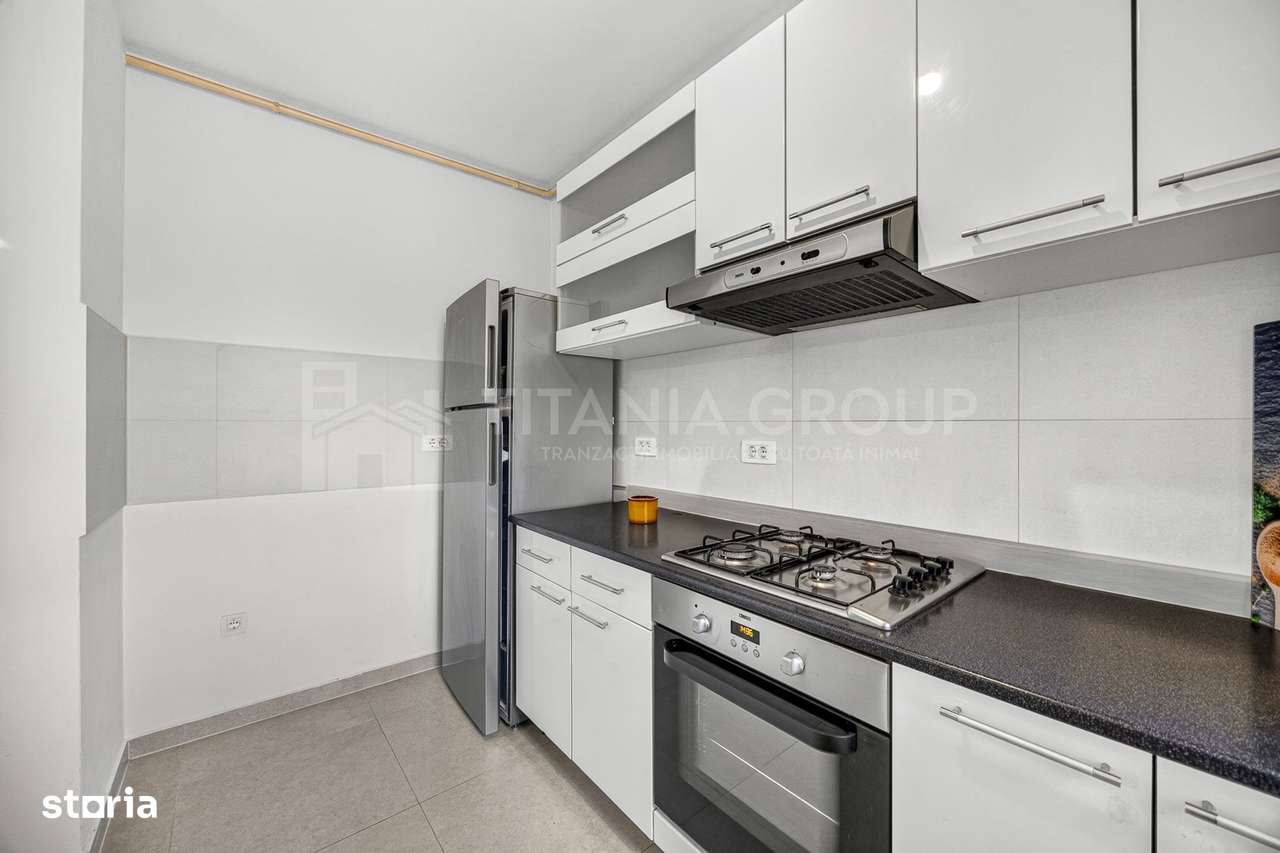 Studio modern | Kasper Coresi | Parcare & boxă-6
