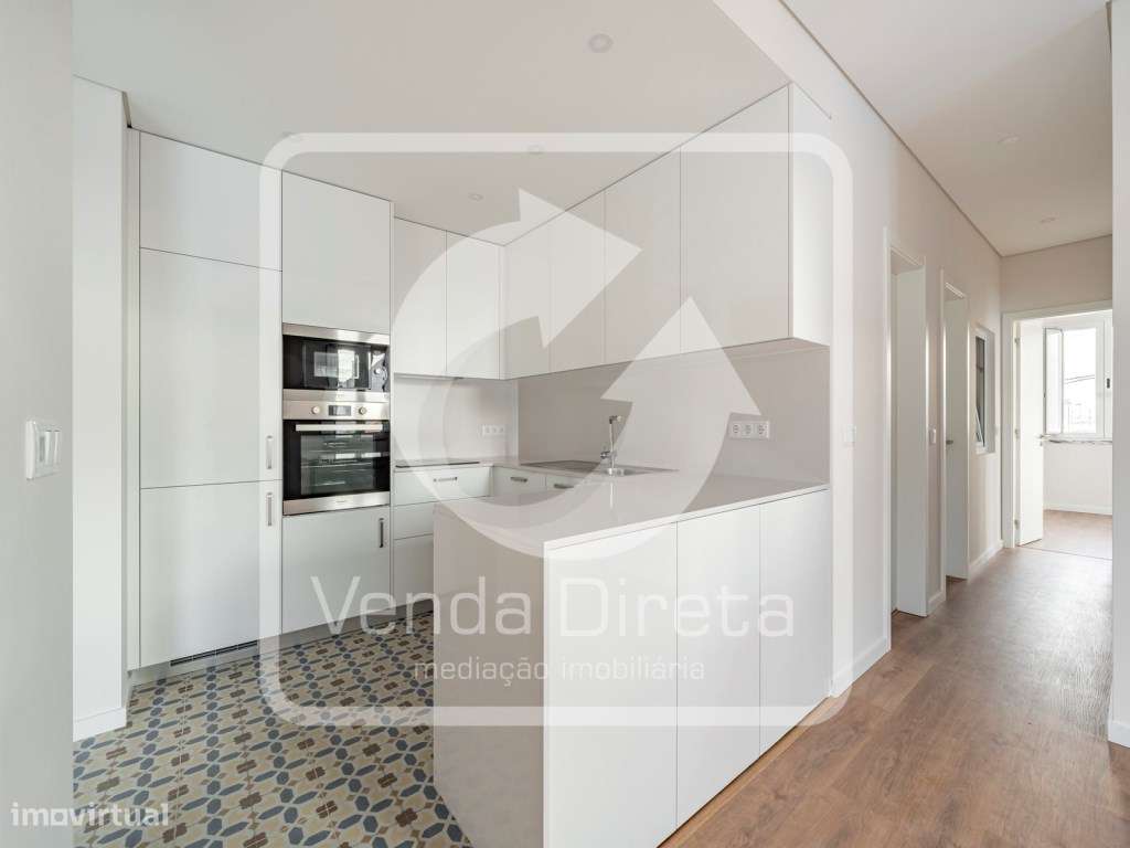 Apartamento T3 R/c em prédio totalmente recuperado no centro da cid... - Grande imagem: 1/20