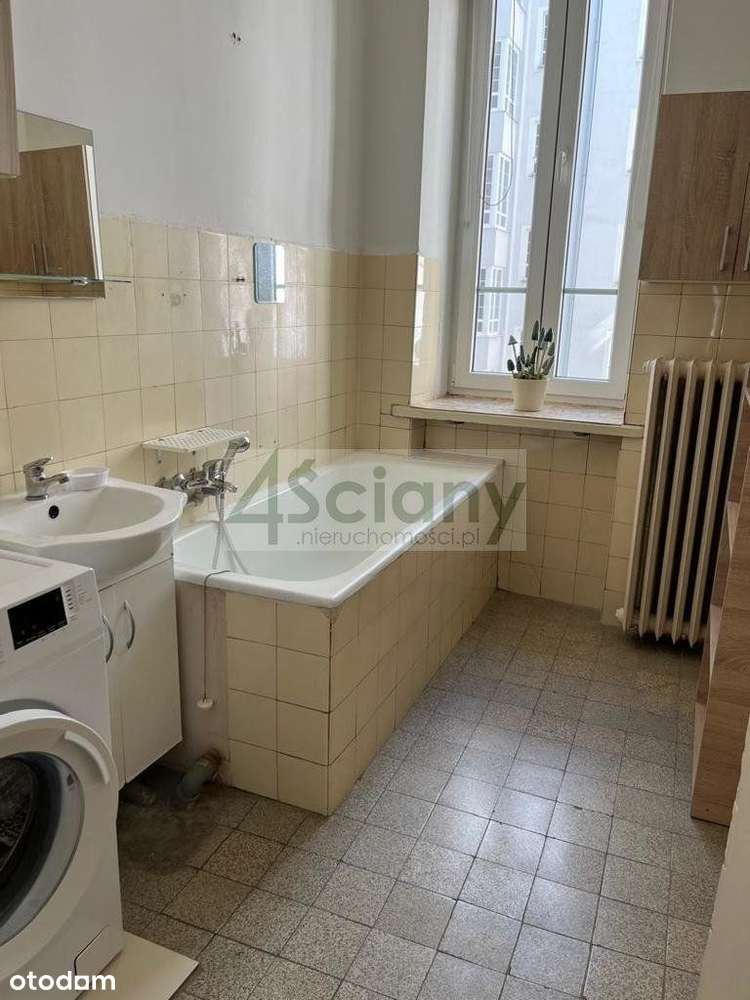 W kamienicy przy Poznańskiej !-3