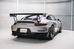 Porsche 911 GT2 RS - 2