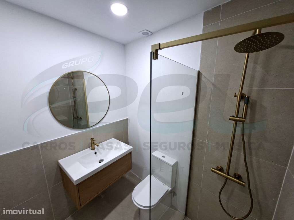 Apartamento T2 c/ terraço-24