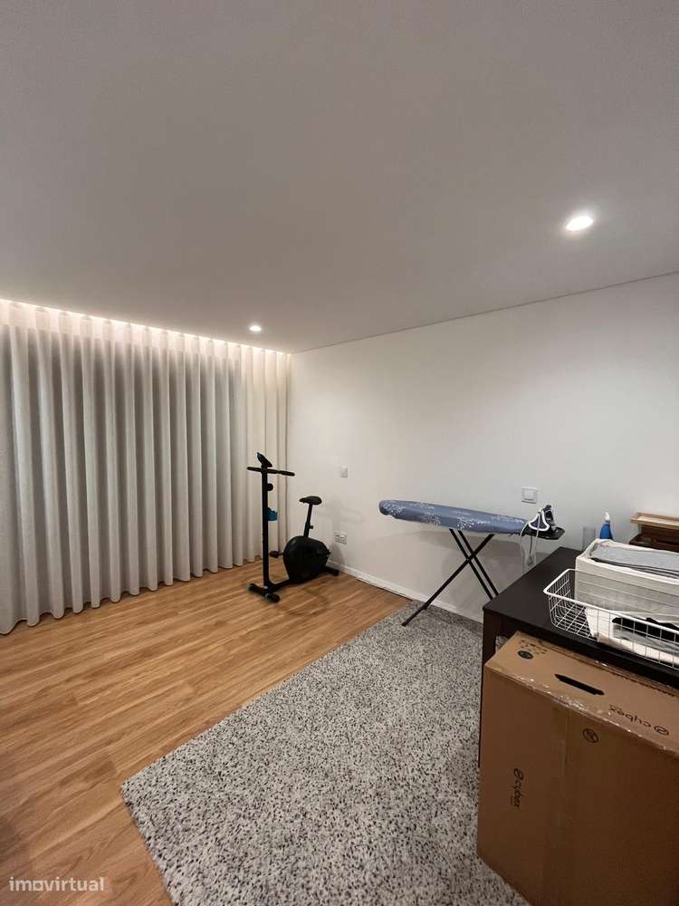 Moradia de Luxo com Piscina borda Infinita e 17.000 m² de Terreno-20