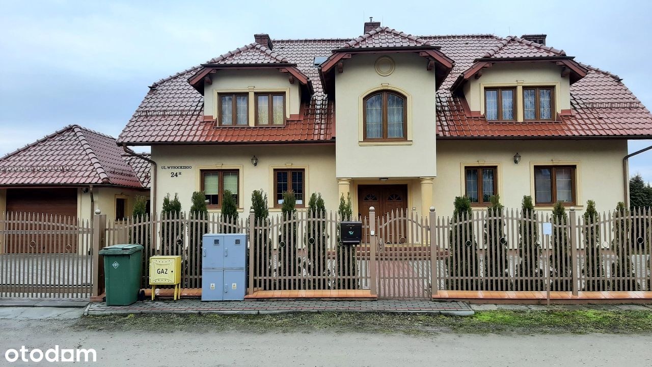 Sprzedam przepiękny dom w Przemyślu - Lipowica