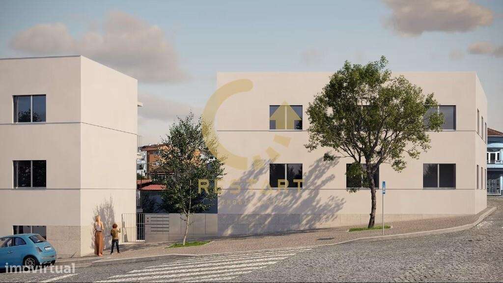 Apartamento T2 em  Campanhã com terraço e lugar de garagem - Grande imagem: 2/25